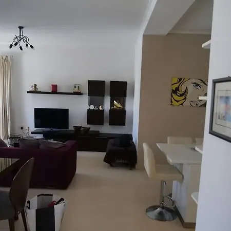Spacious 2 Bedroom In Border St Julians