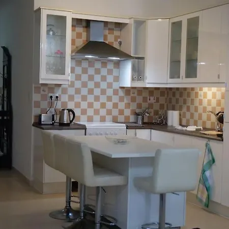Spacious 2 Bedroom In Border St Julians Sliema