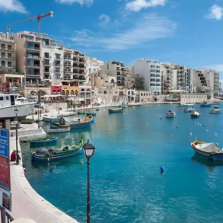 Spacious 2 Bedroom In Border St Julians * سليمة