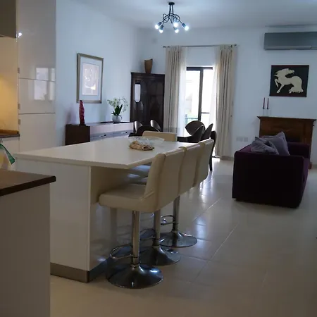 Spacious 2 Bedroom In Border St Julians Sliema